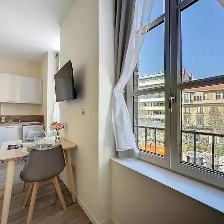 Chaleureux Et Lumineux - Centre Blatin B Apartament *